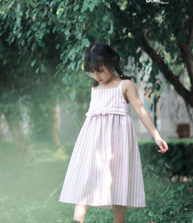 Váy hai dây sọc hồng